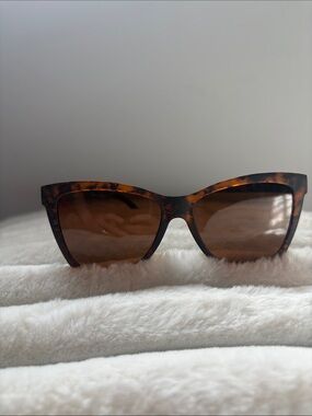 Goodr sunglasses pop G
